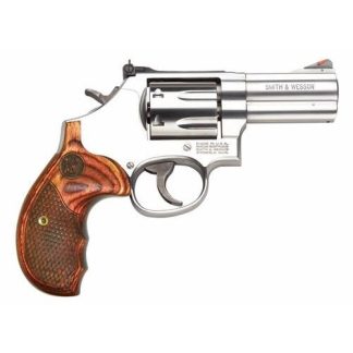 Smith and Wesson 686 Deluxe .357 Mag 3 In 7 Rds Stainless/Wood