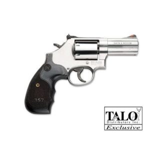 Smith and Wesson 686 Plus Stainless/Wood .357 Mag 3-inch 7Rd